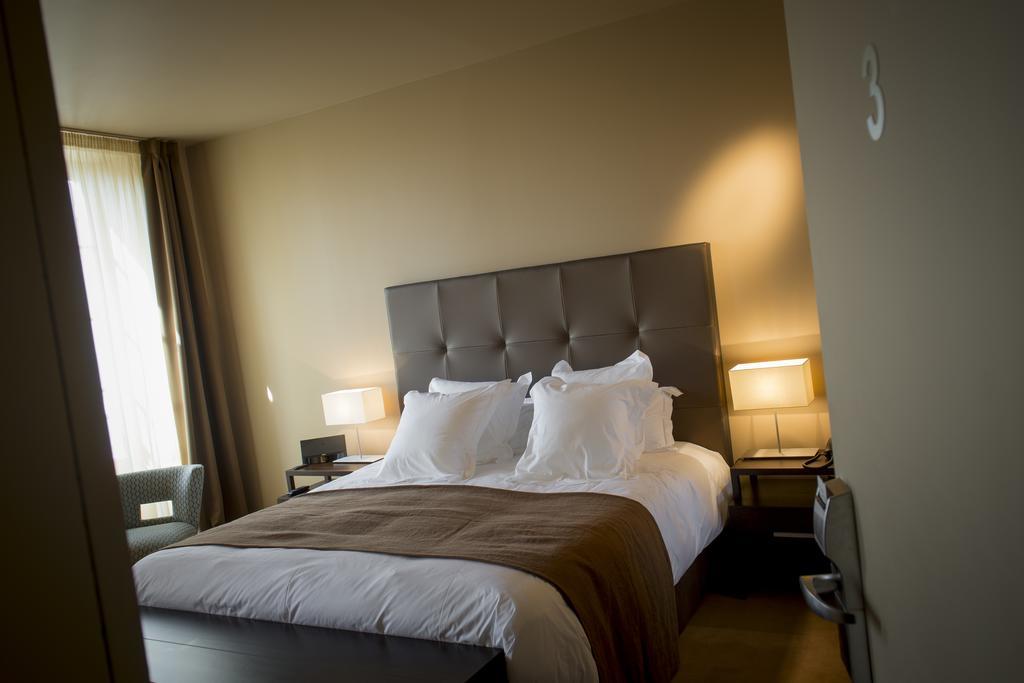 Hotel Ligaro Jarnac Bagian luar foto